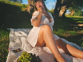 AMYINNA profile