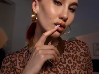 Alexa_aaa
