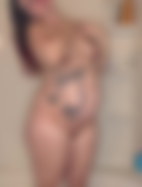 6 months pregnant shower