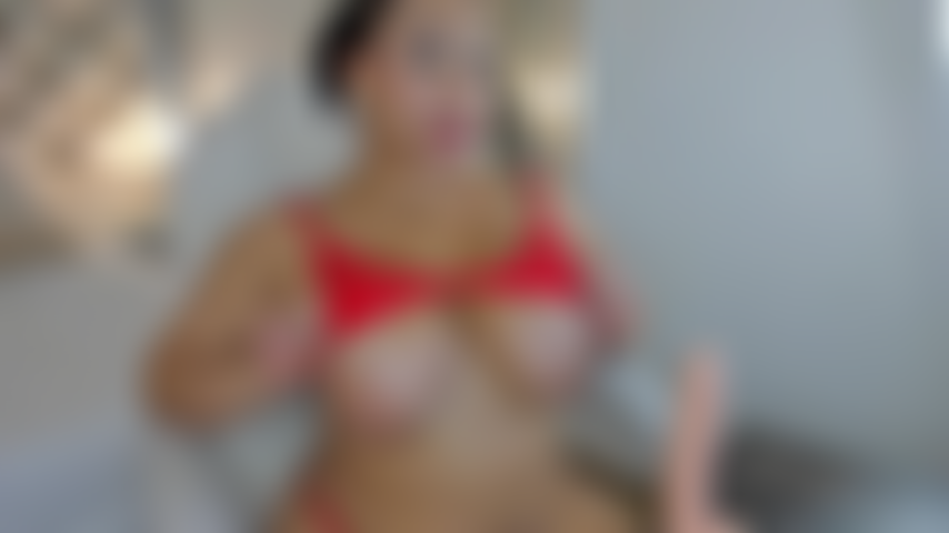 Huge titsjob.